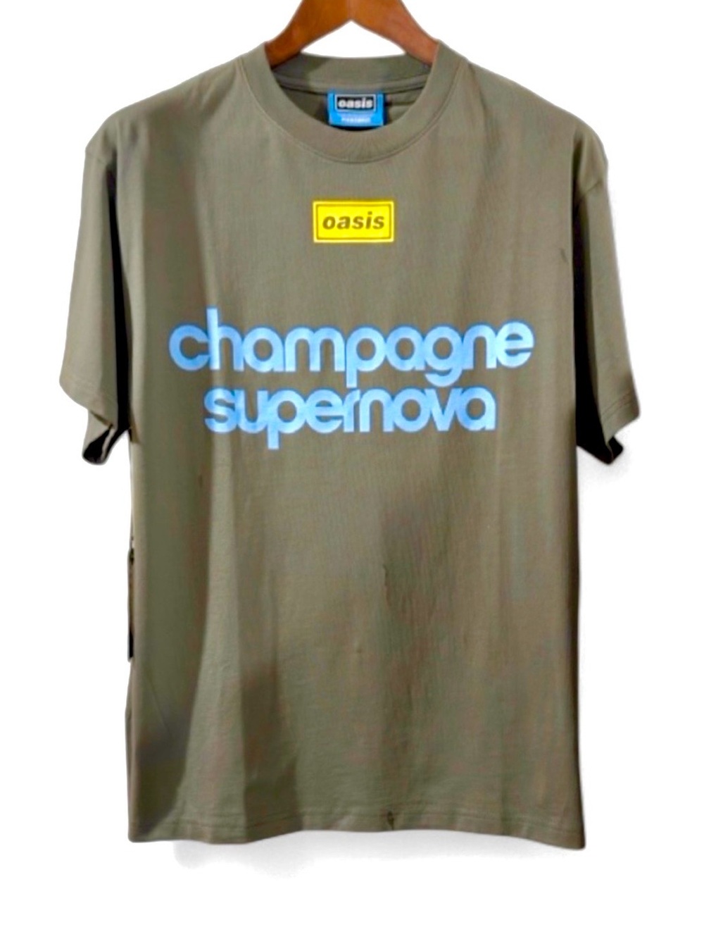 Pleasures x oasis ‘champagne supernova’ T-shirt Size Men’s Medium (NWT)